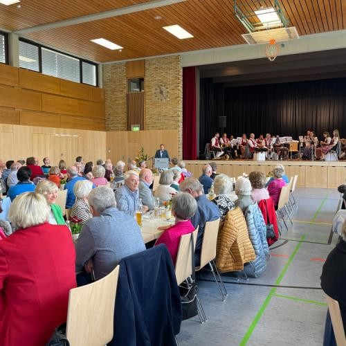 Der Musikverein Frohsinn und der Sängerbund Oggenhausen sorgten für musikalische Untermalung
